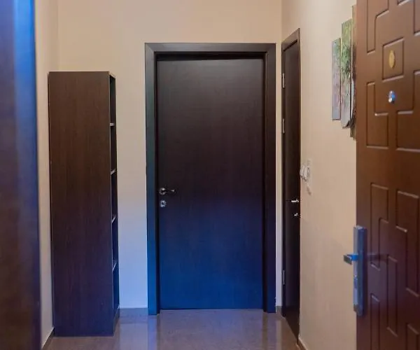 езерото Appartement Trjavna